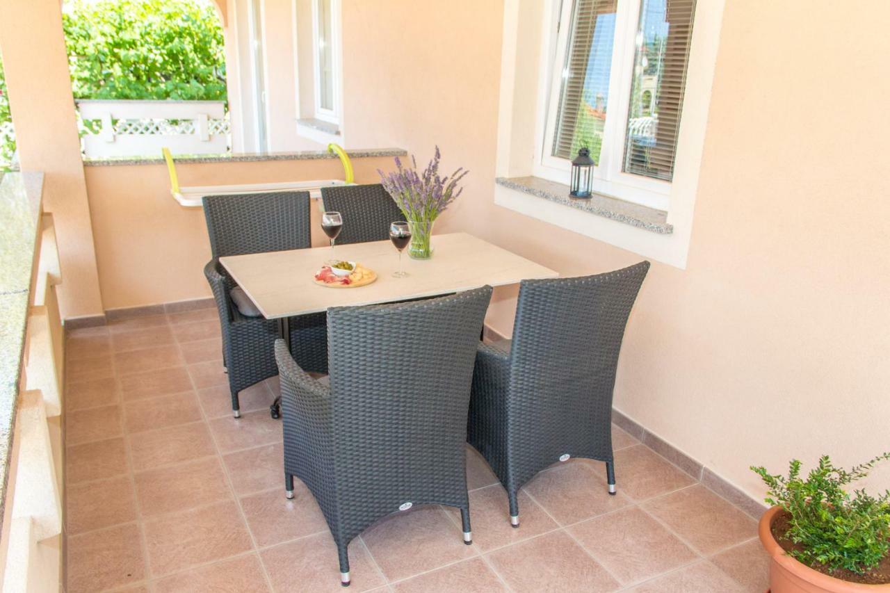 Apartmani Zoric Punat Kültér fotó
